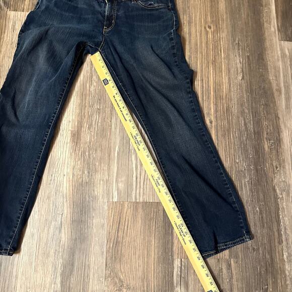 Signature by Levi Strauss Modern Straight Women's size 16S Dark Blue Denim Jeans - Picture 5 of 8